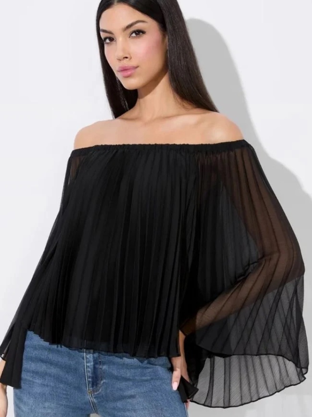Alice + Olivia Aundrea Off The Shoulder Pleated Blouse Size XS